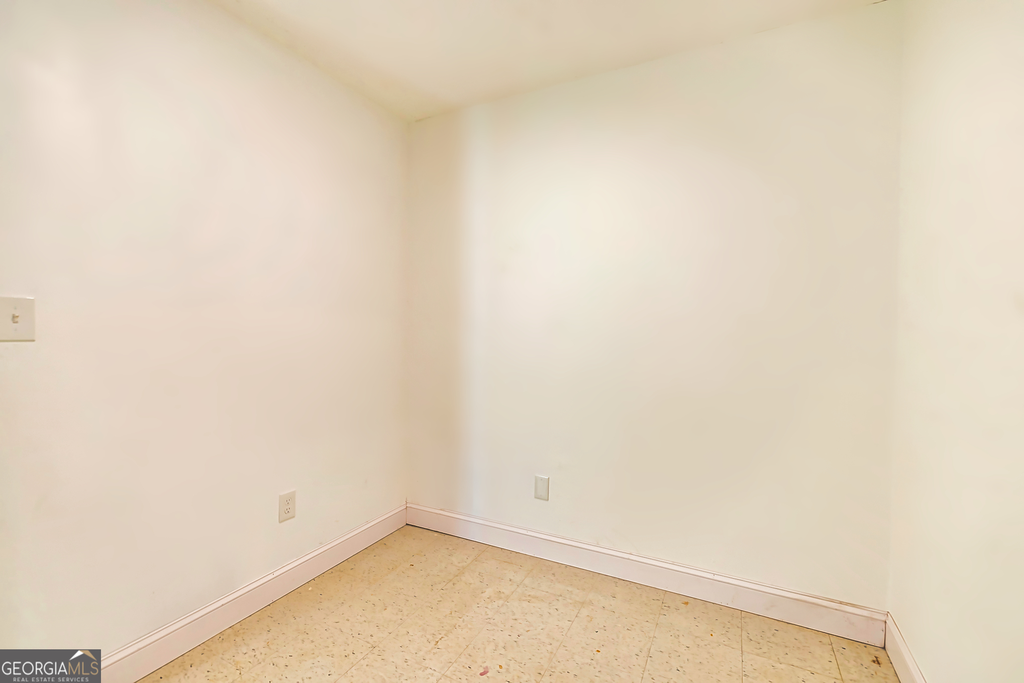 Jefferson Park - Commercial Sale
