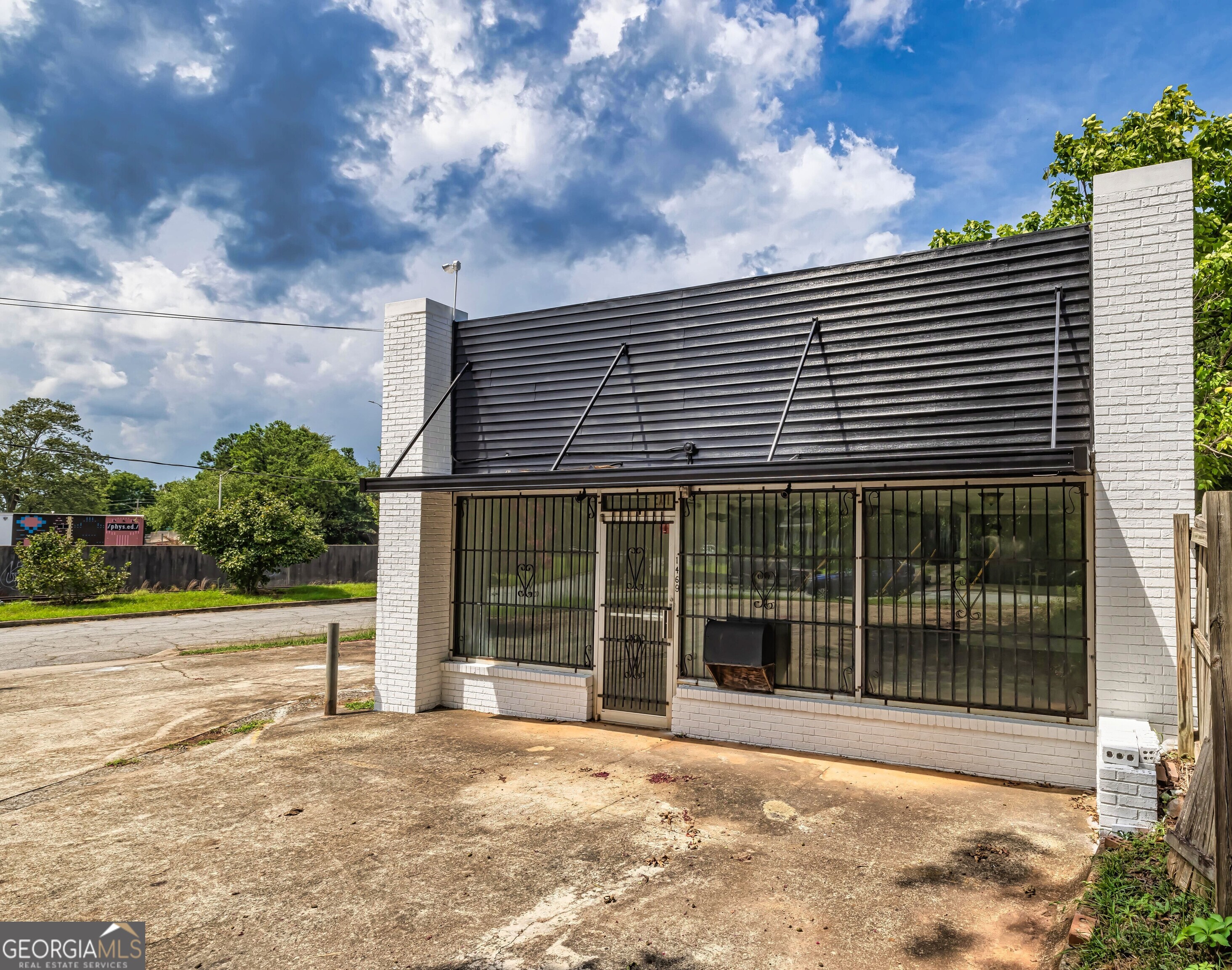 Jefferson Park - Commercial Sale