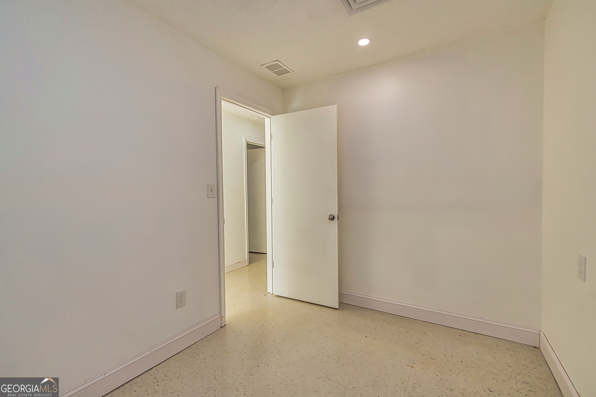 Jefferson Park - Commercial Sale