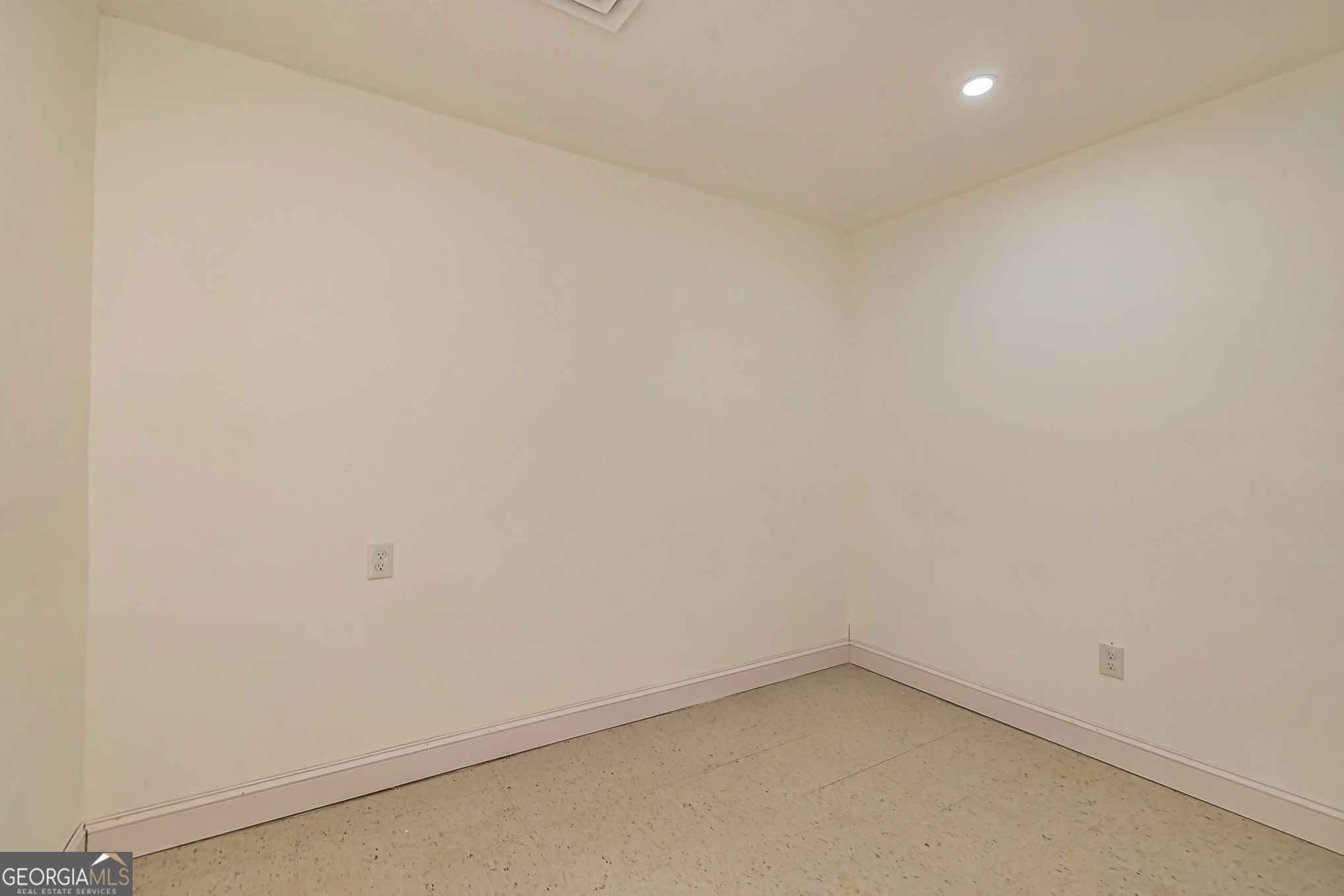 Jefferson Park - Commercial Sale