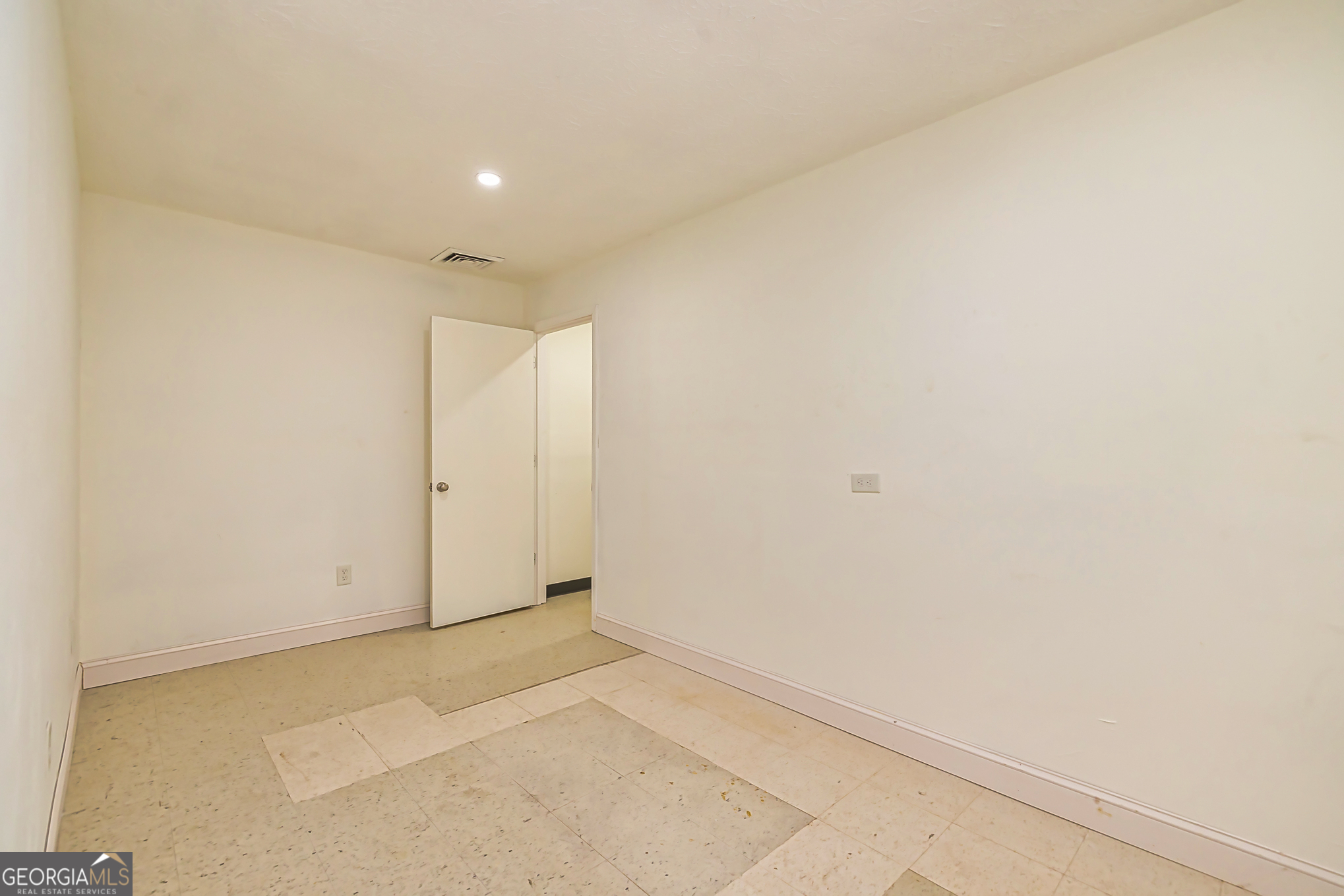 Jefferson Park - Commercial Sale