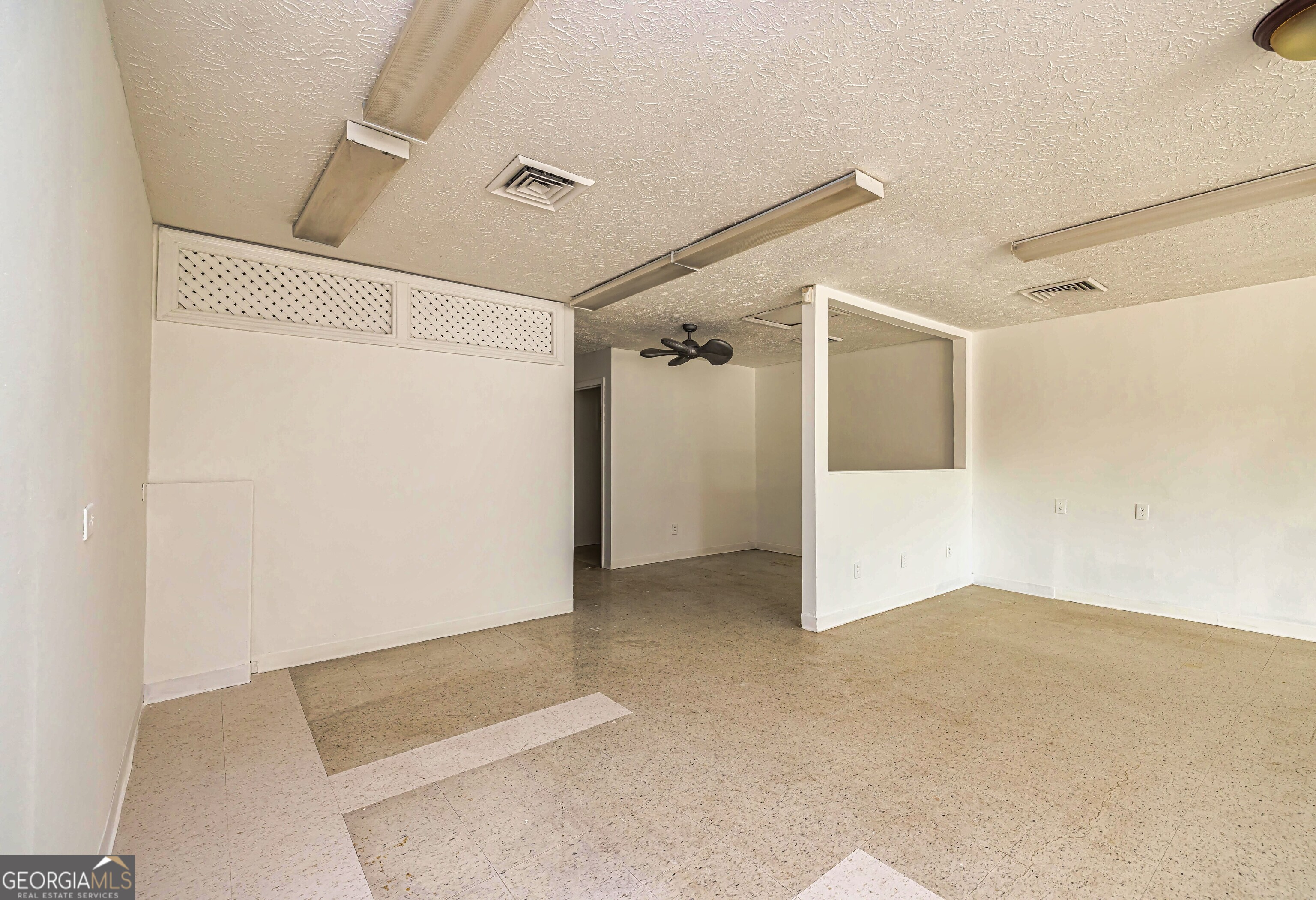 Jefferson Park - Commercial Sale