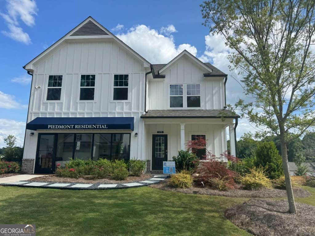 Photo of 349 Bloomfield Circle, Canton, GA 30114 (MLS # 10822155)