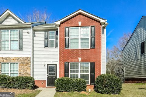 Photo of 1870 Grove Way, Hampton, GA 30228 (MLS # 10658442)