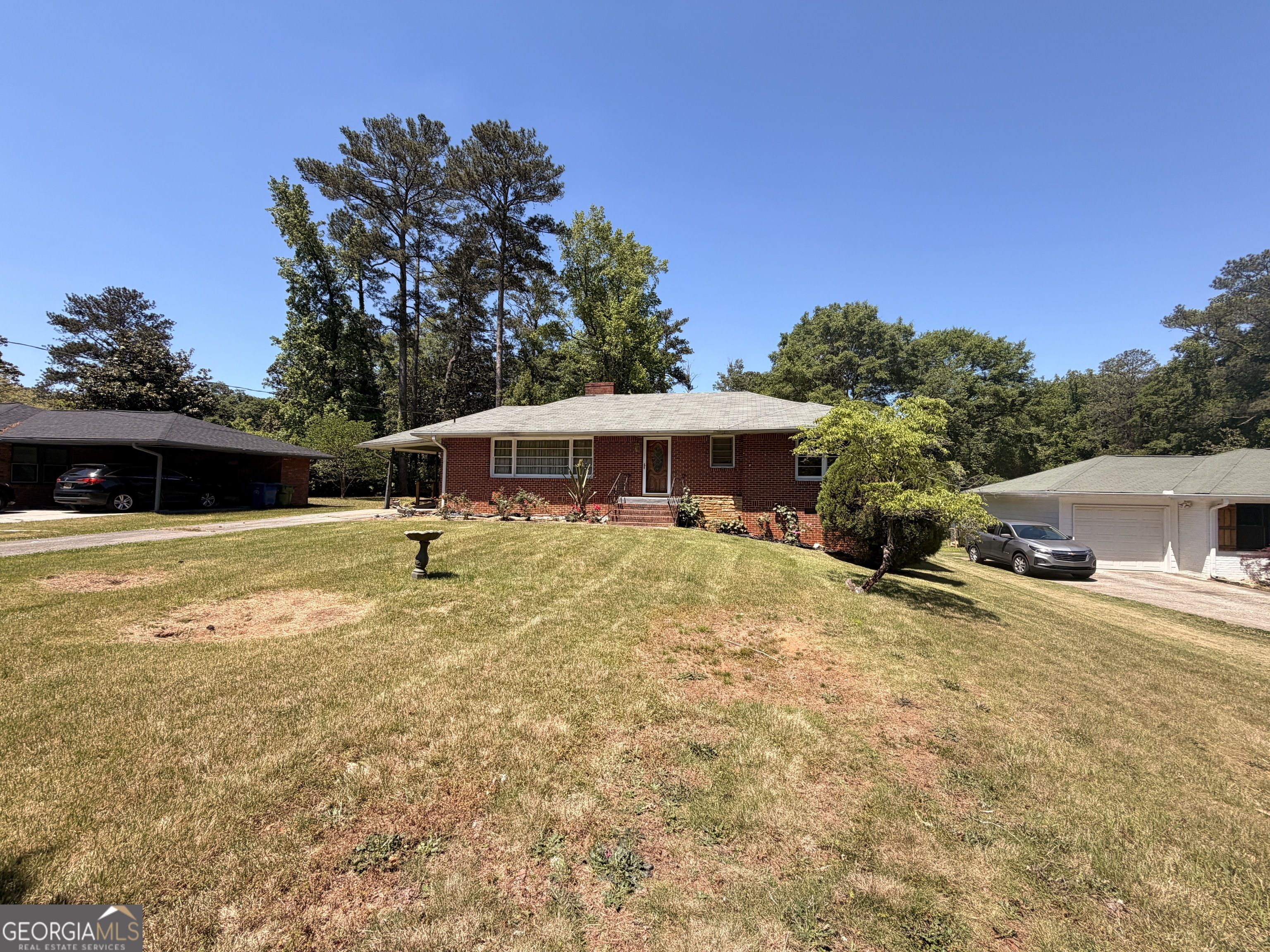 3209 W Manor CIR SW