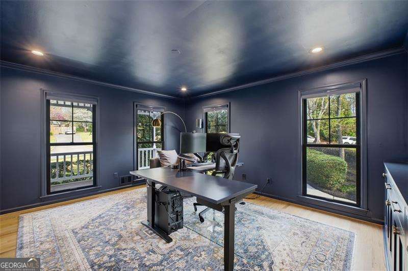 4186 Riverhill CT NE