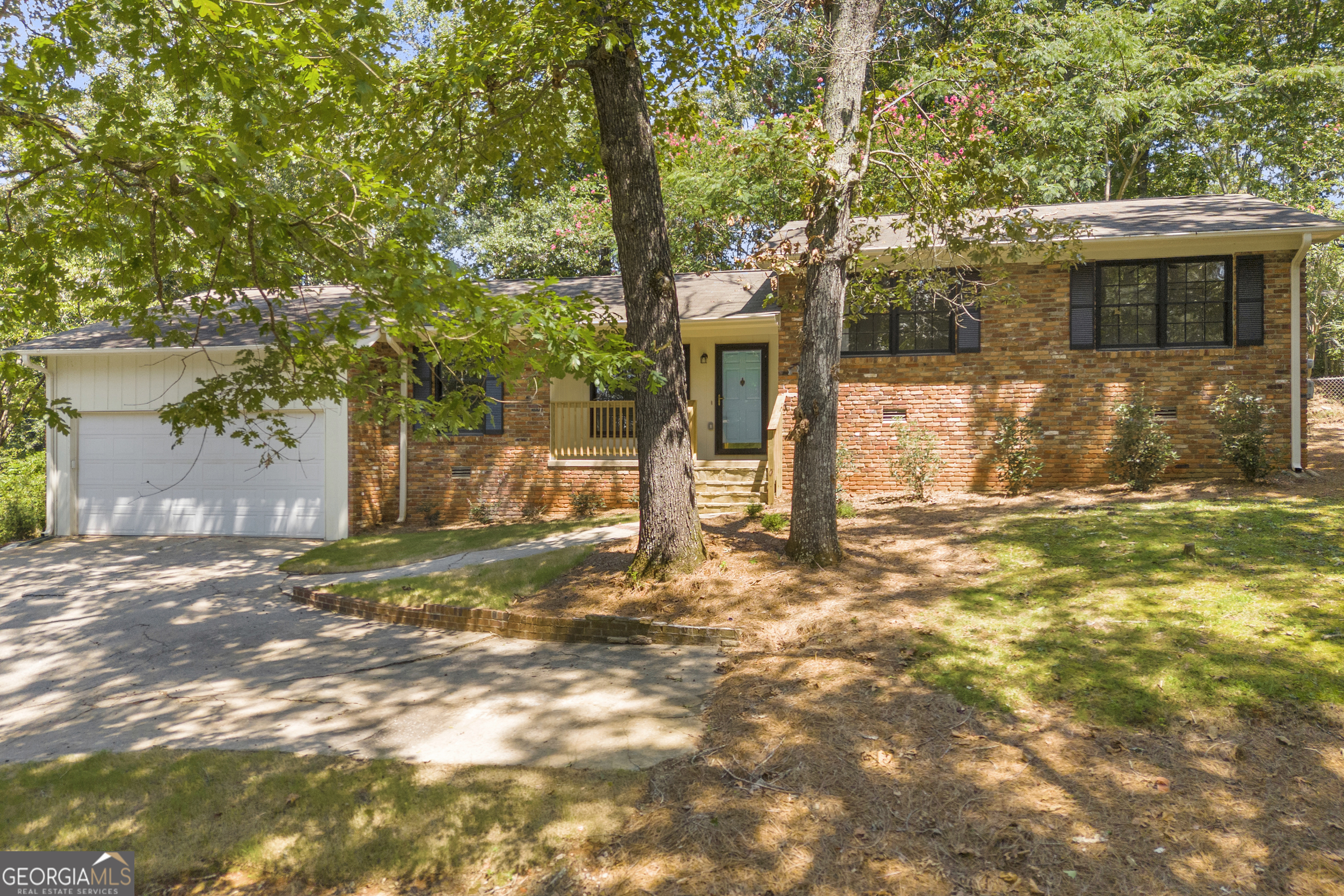 335 Caldwell CIR