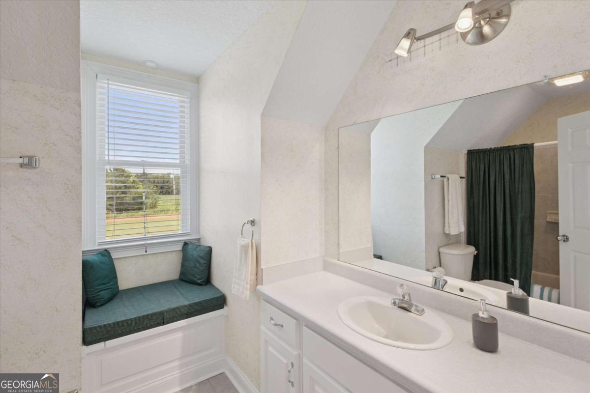 Register, Georgia 30452, United States, 4 Bedrooms Bedrooms, ,5 BathroomsBathrooms,Residential,Active,187076