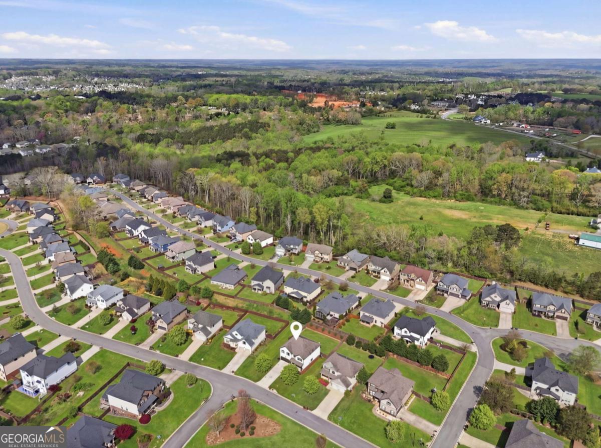 5930 Country Lake RD