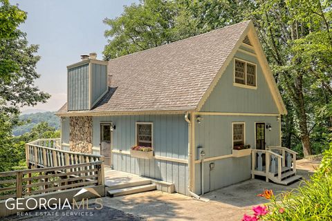 A home in Sky Valley