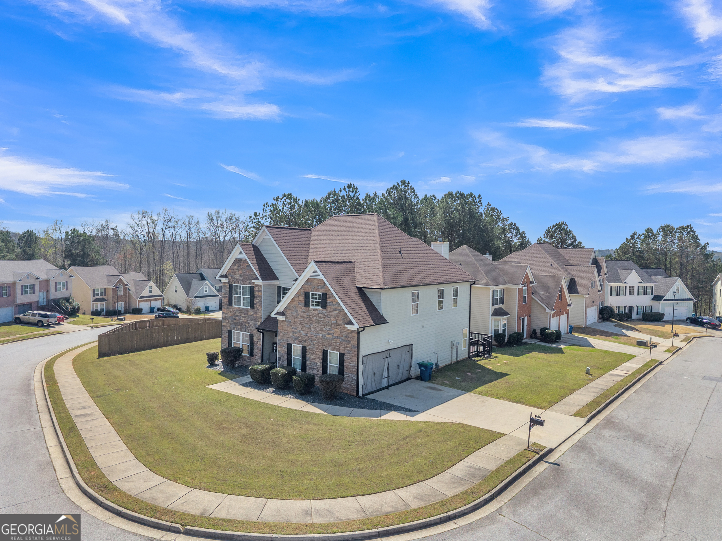 5186 Upper Elm ST