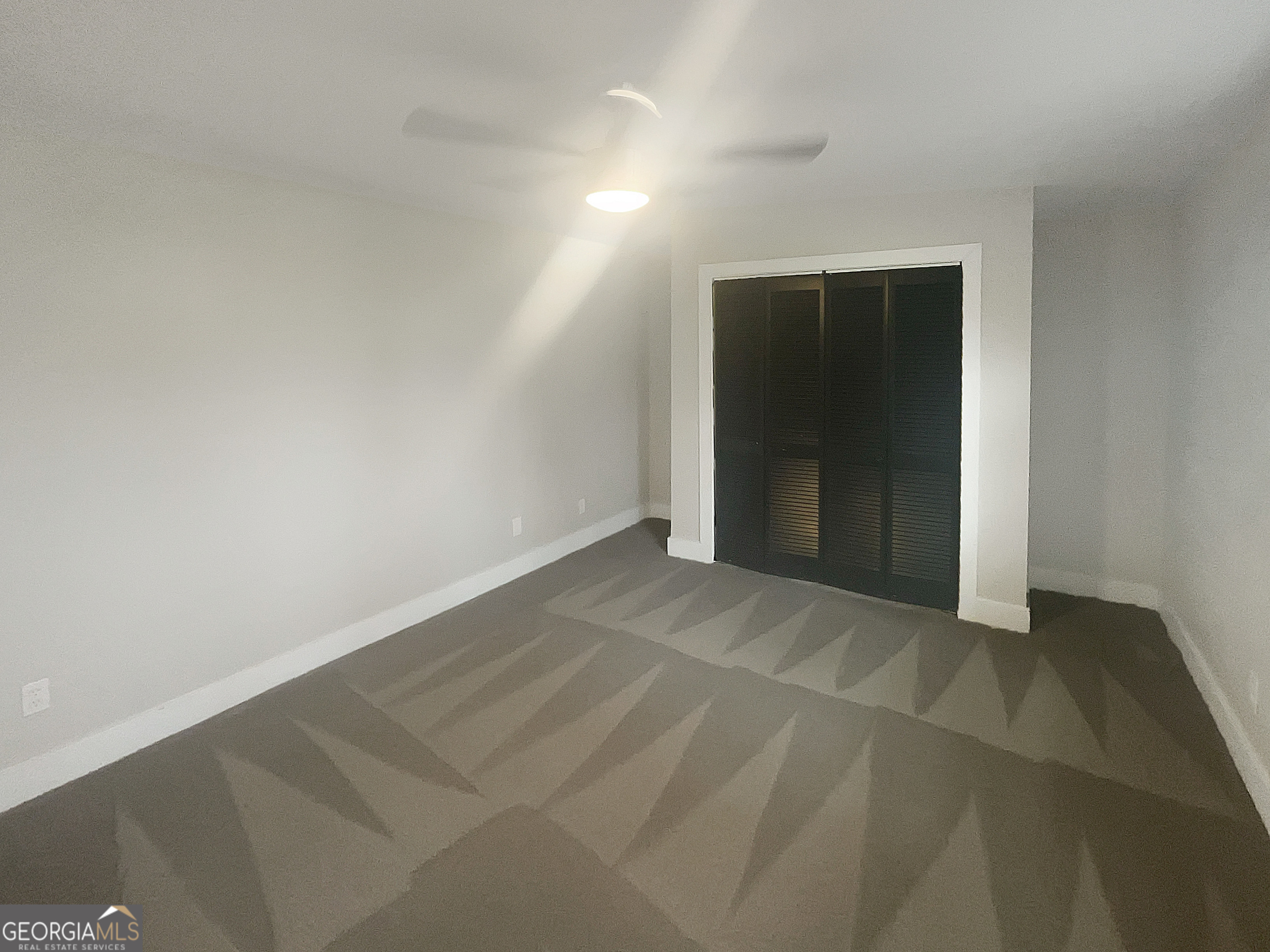 DANNYS CORNER - Residential