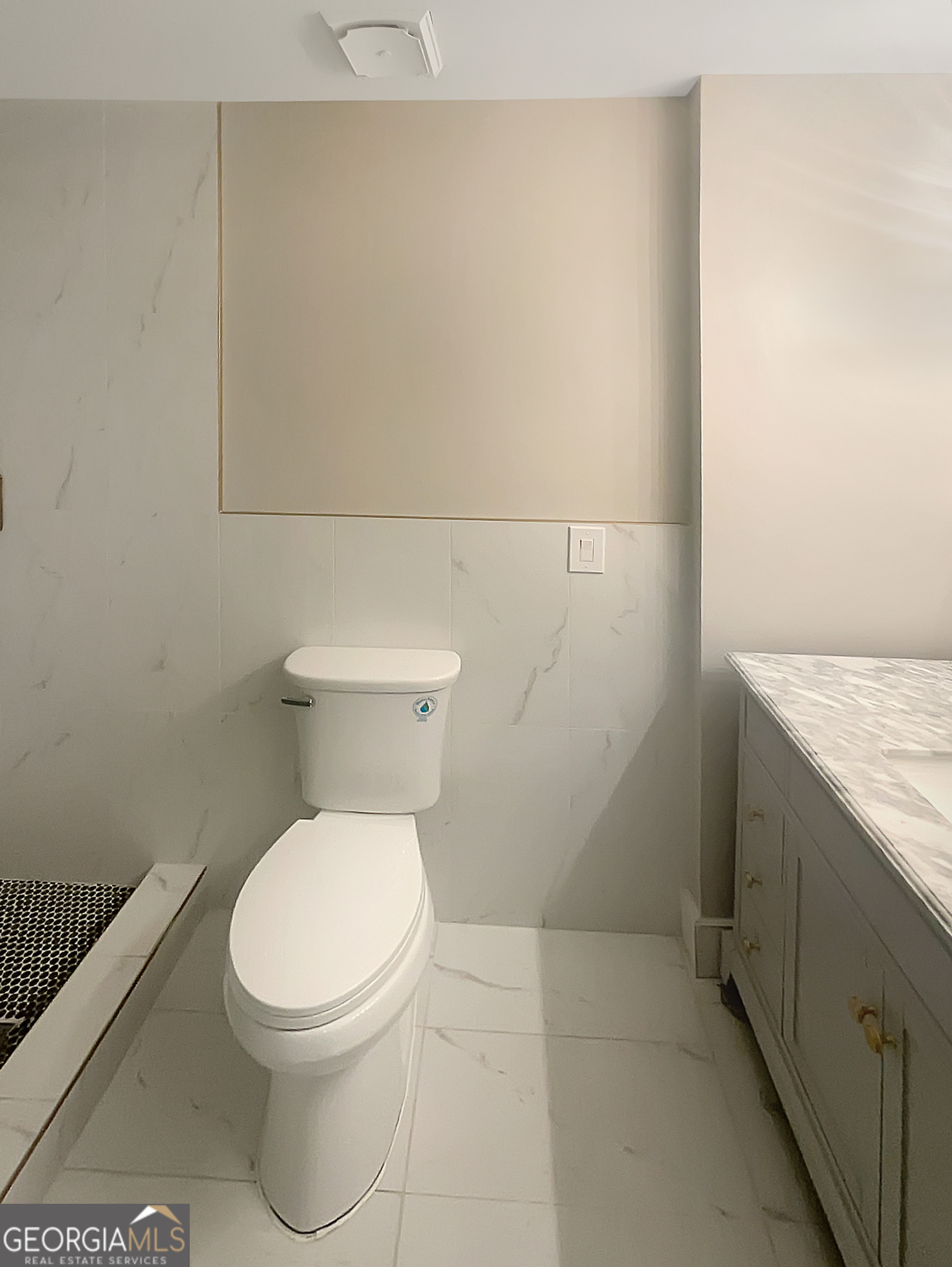 DANNYS CORNER - Residential