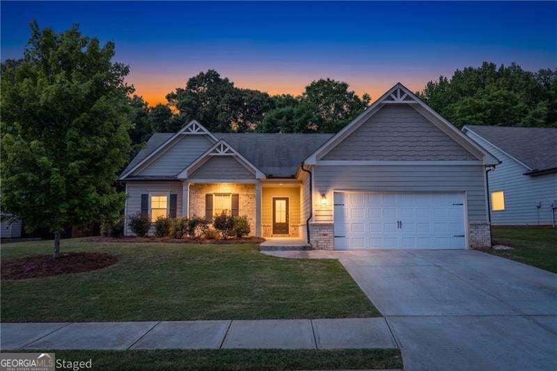 Photo of 500 Brighton Park Circle, Hoschton, GA 30548 (MLS # 10877160)
