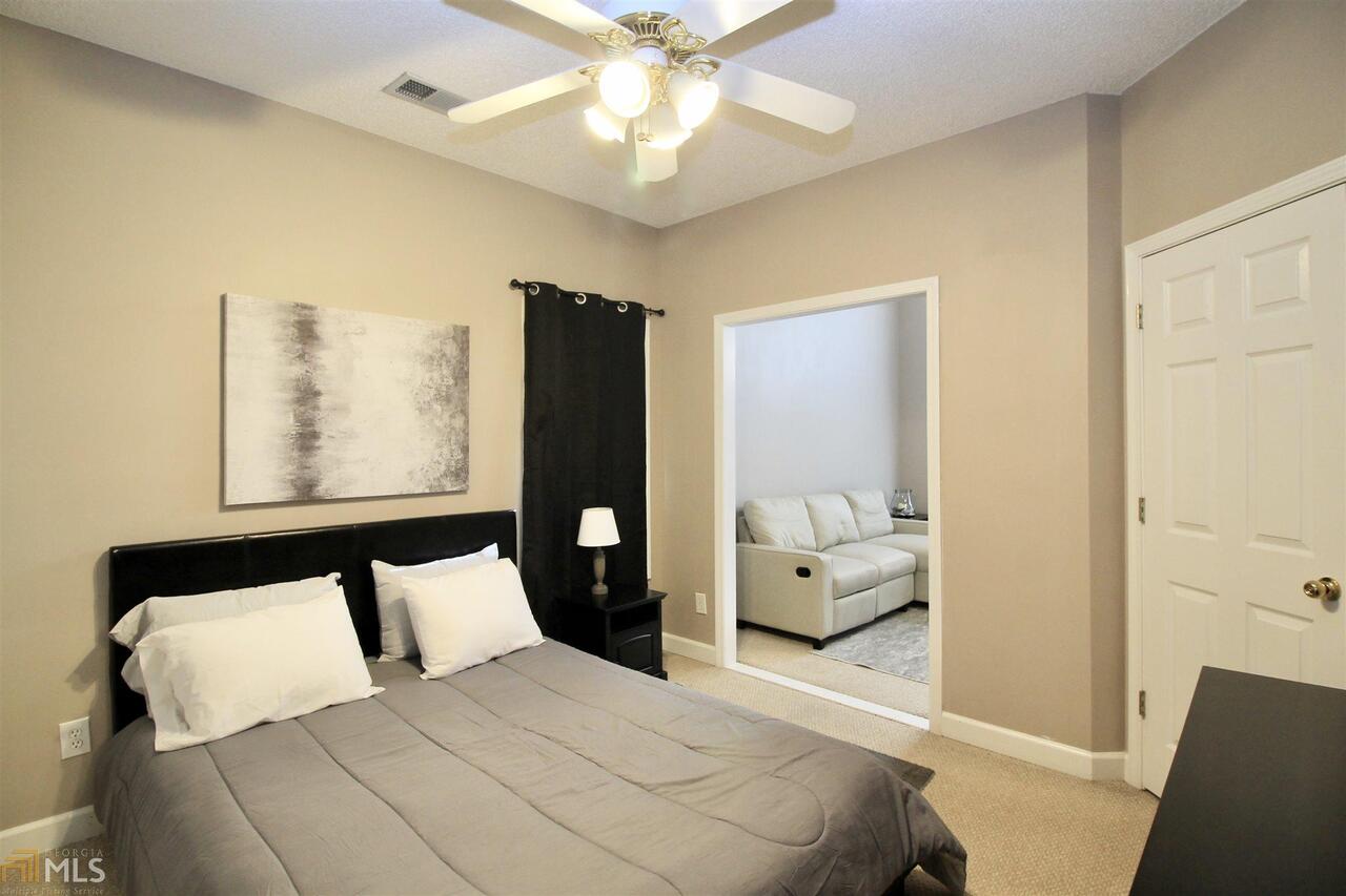 Crown River - Residential