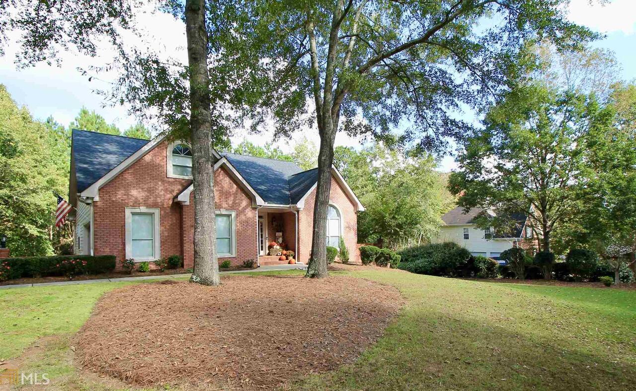 Crown River - Residential