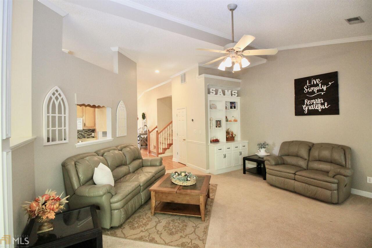 Crown River - Residential
