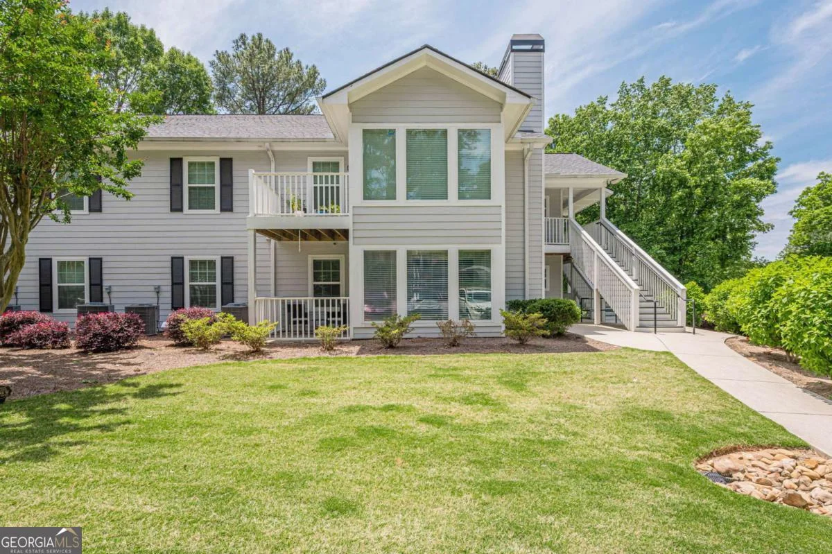 1606 Alexandria Court SE