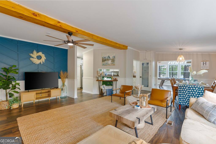 414 Lakeside TRL