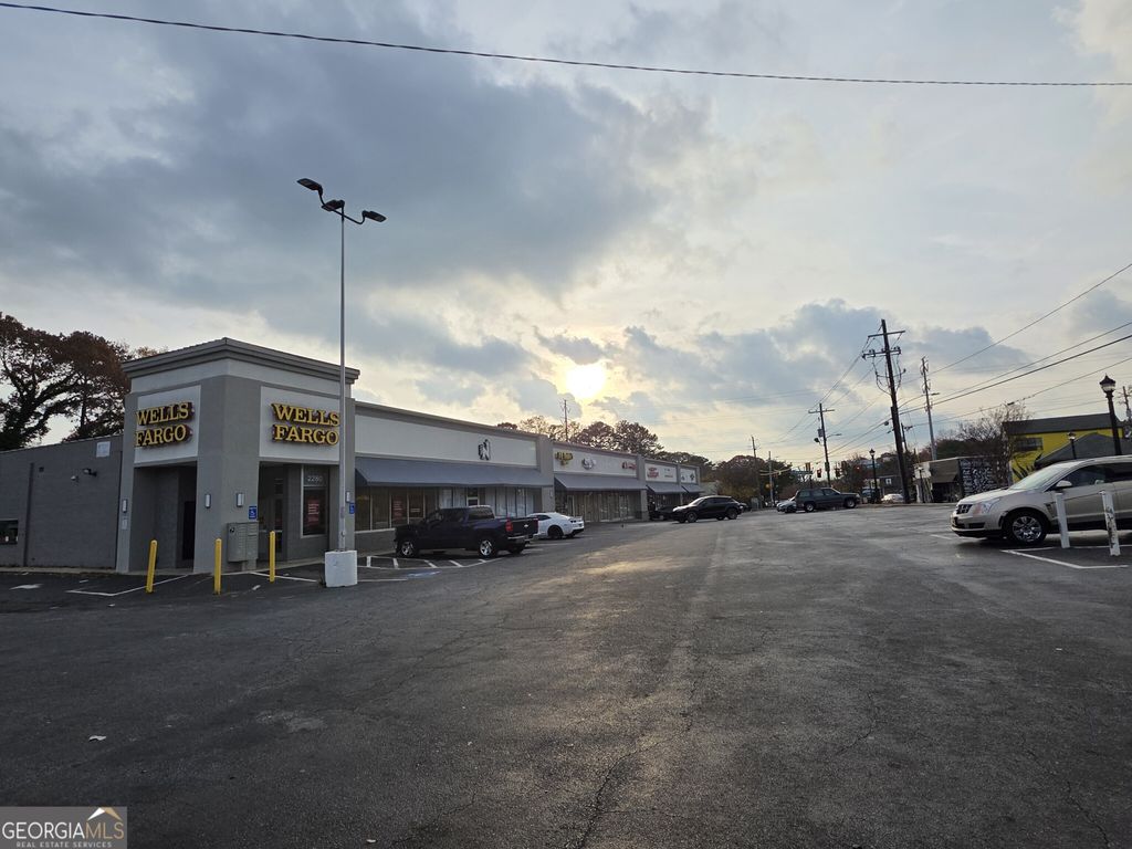 Photo of 2296 Cascade RD, Atlanta, GA 30311 (MLS # 10789807)