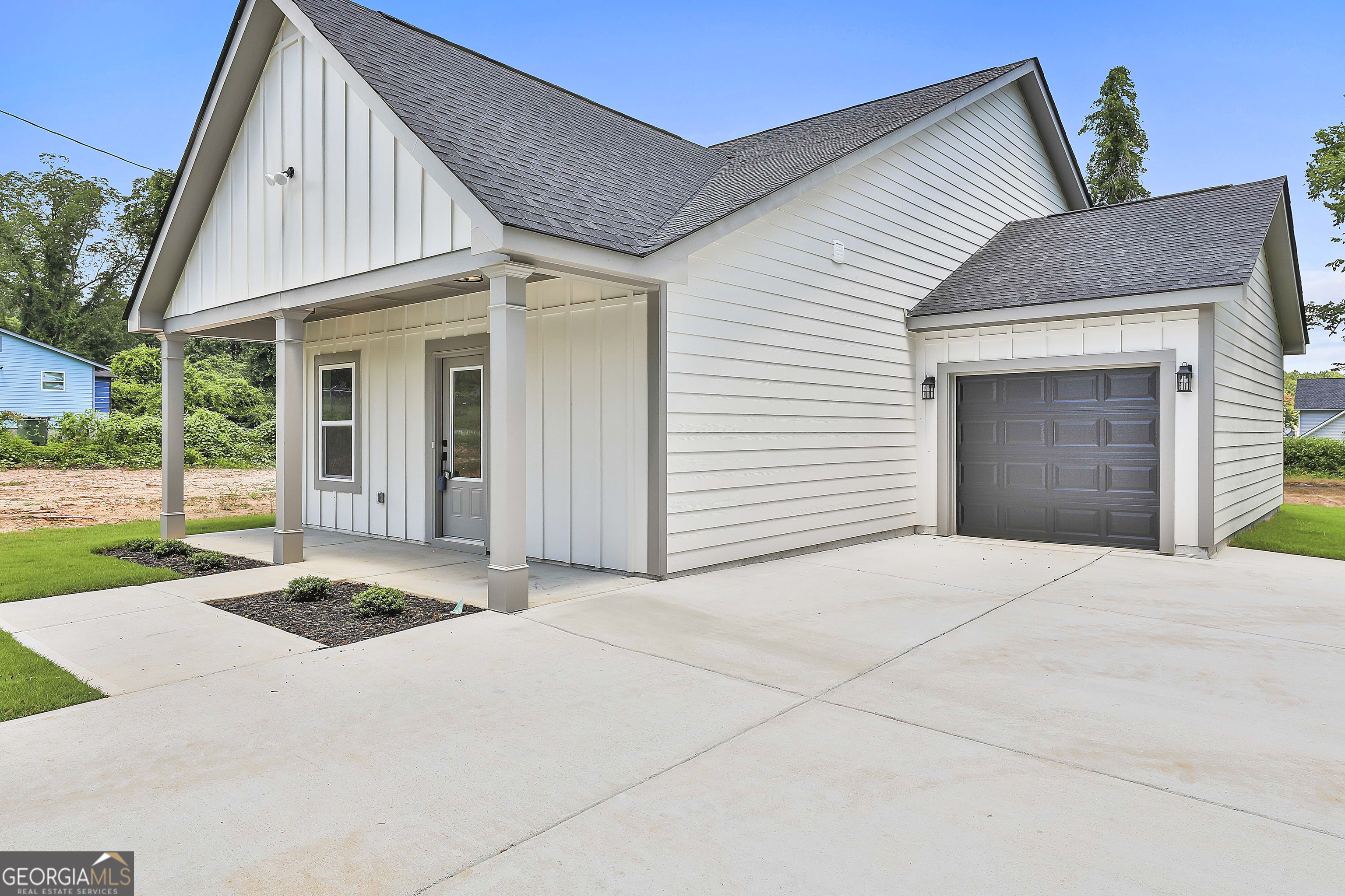 111 Ware ST