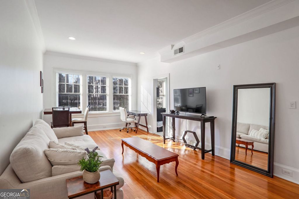 Photo of 690 Piedmont Avenue NE #17, Atlanta, GA 30308 (MLS # 10661056)