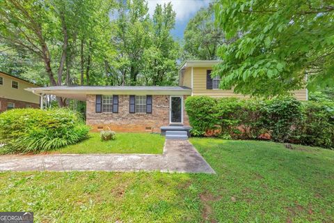 3900 Bressler CIR Decatur GA 30035