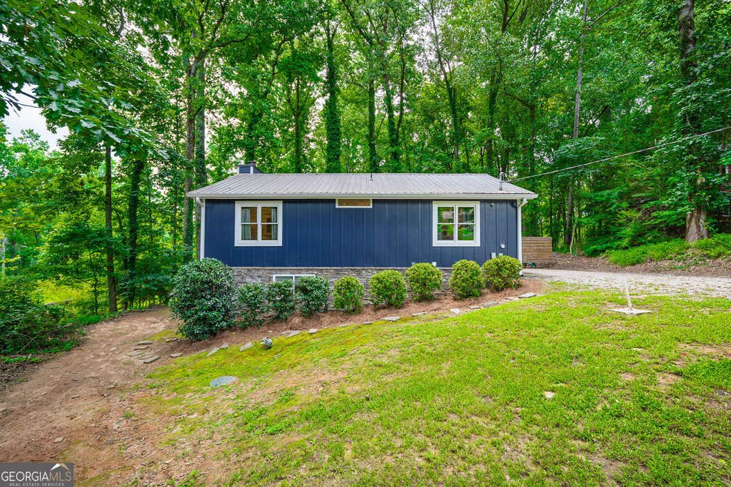 Photo of 386 Longview Drive, Dawsonville, GA 30534 (MLS # 10820892)