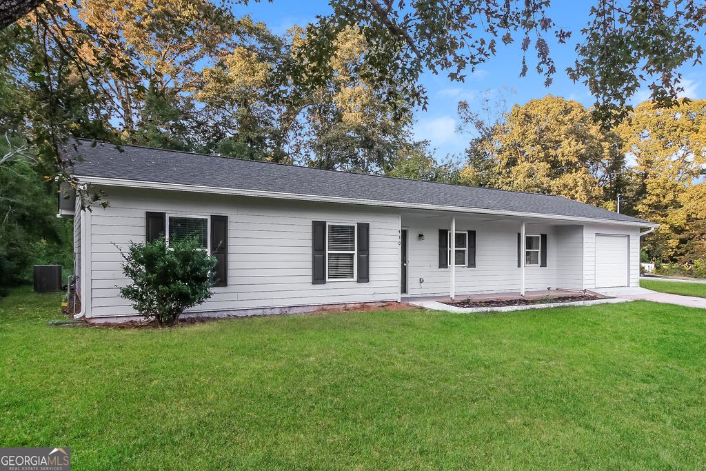 Photo of 430 Birch Lane SE, Conyers, GA 30094 (MLS # 10618196)