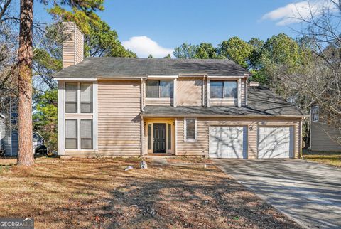 858 Chapman CIR Stone Mountain GA 30088
