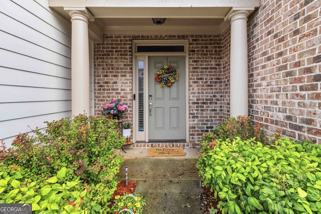 Photo of 5137 Madeline Place, Stone Mountain, GA 30083 (MLS # 10847664)