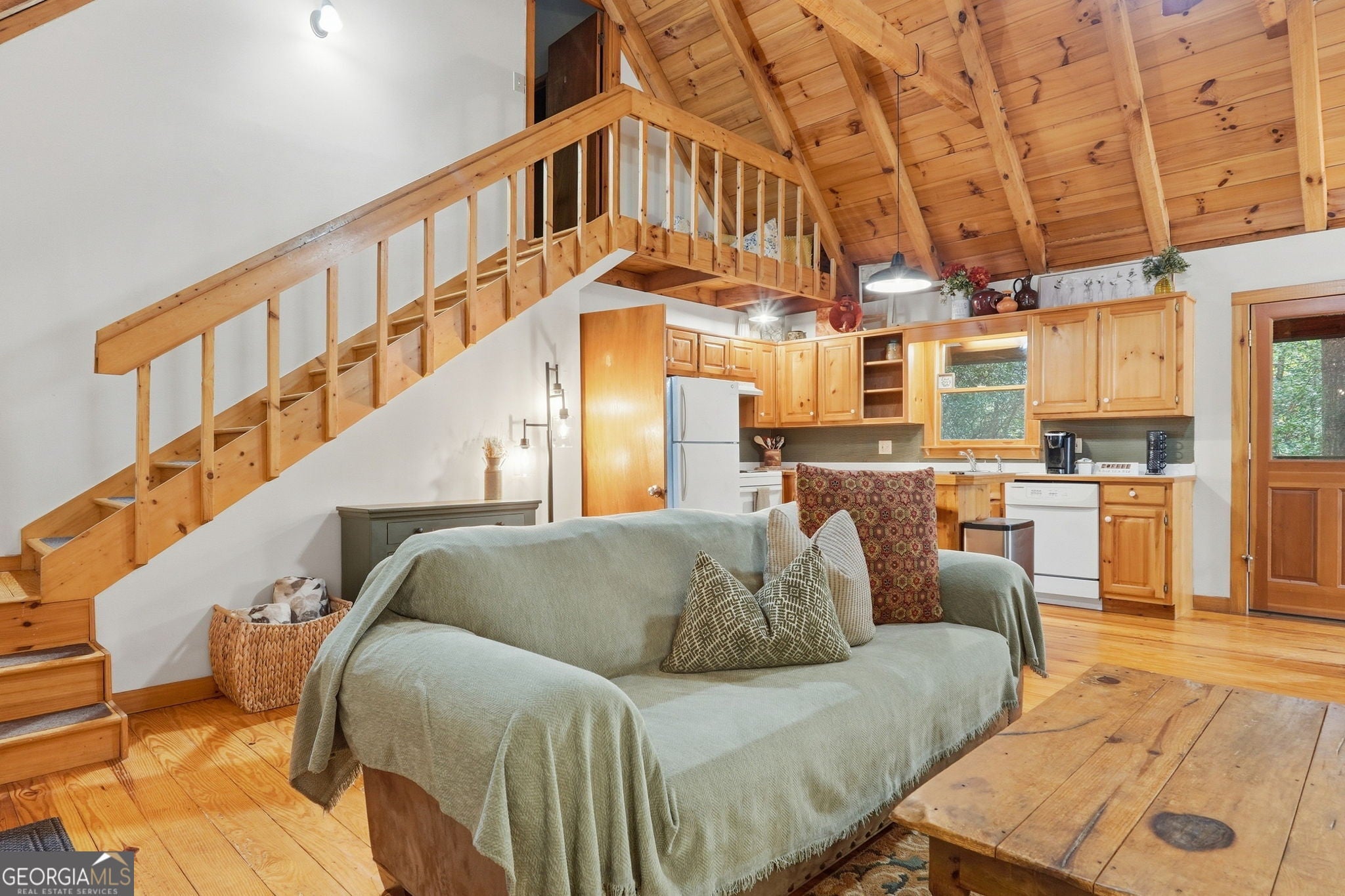 409 Tate Creek TRL