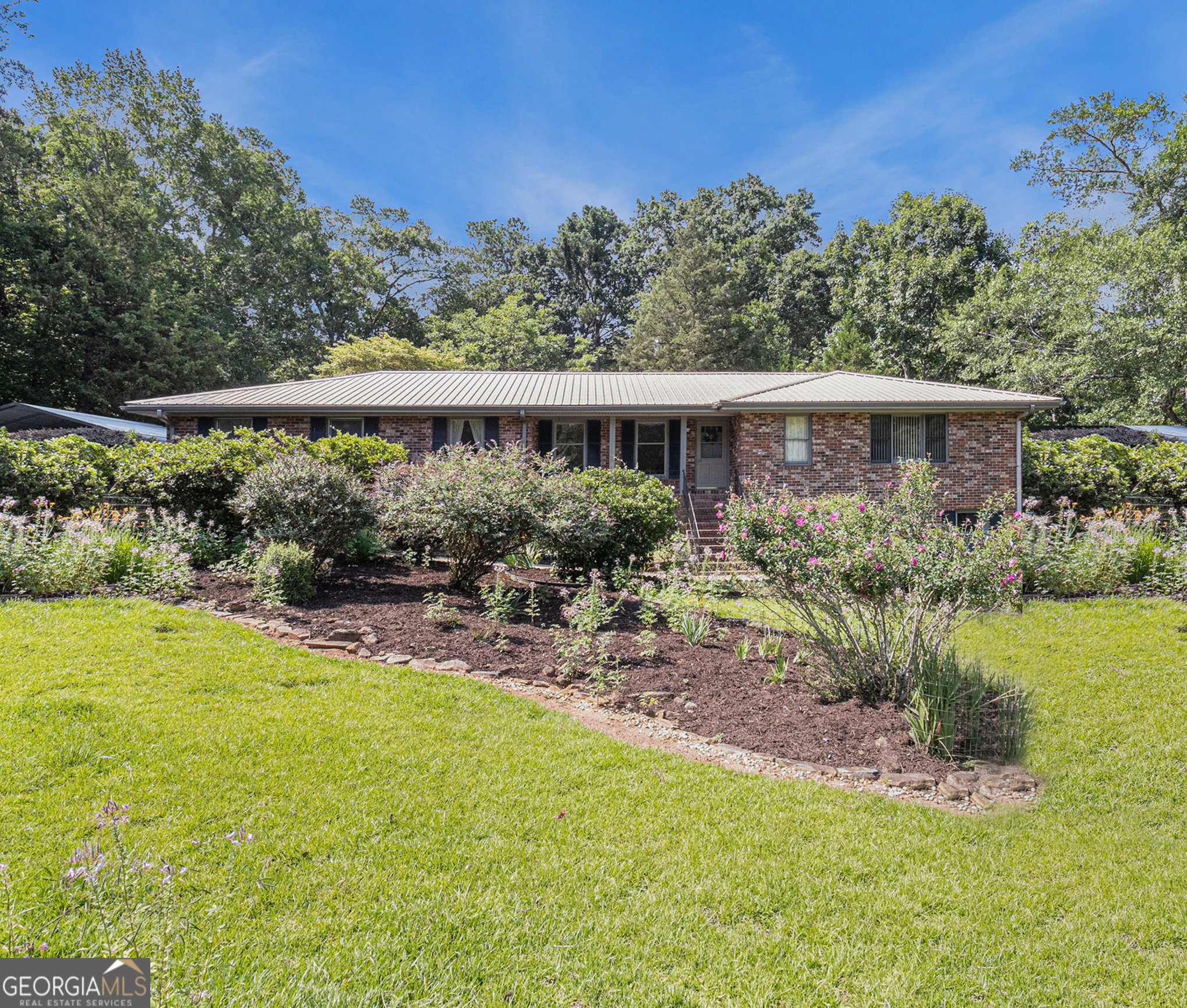 525 Pine Forest DR