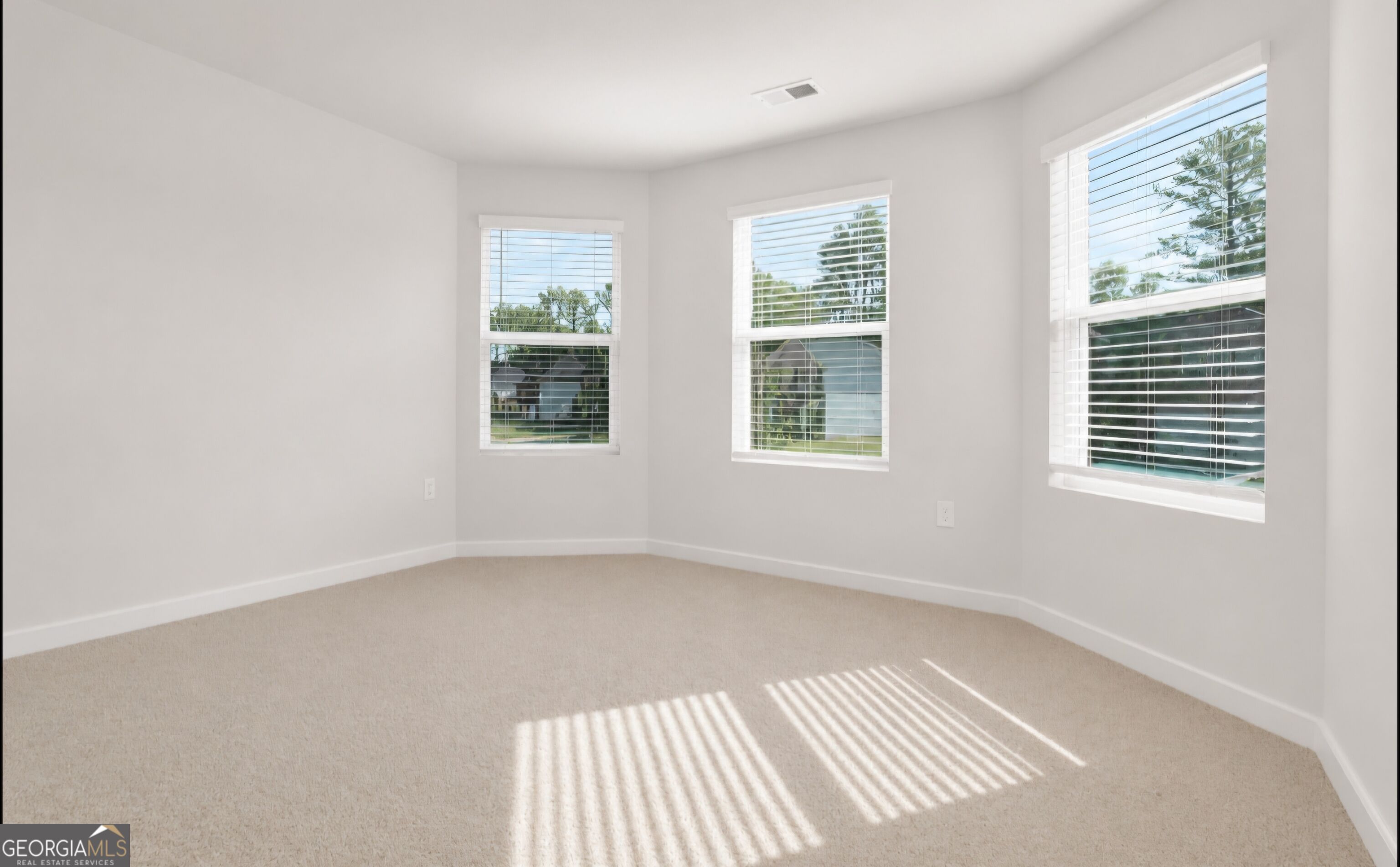 1129 Bluecoat CIR