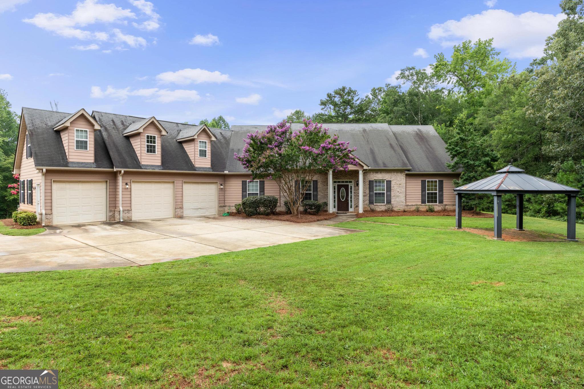 968 Mill RD