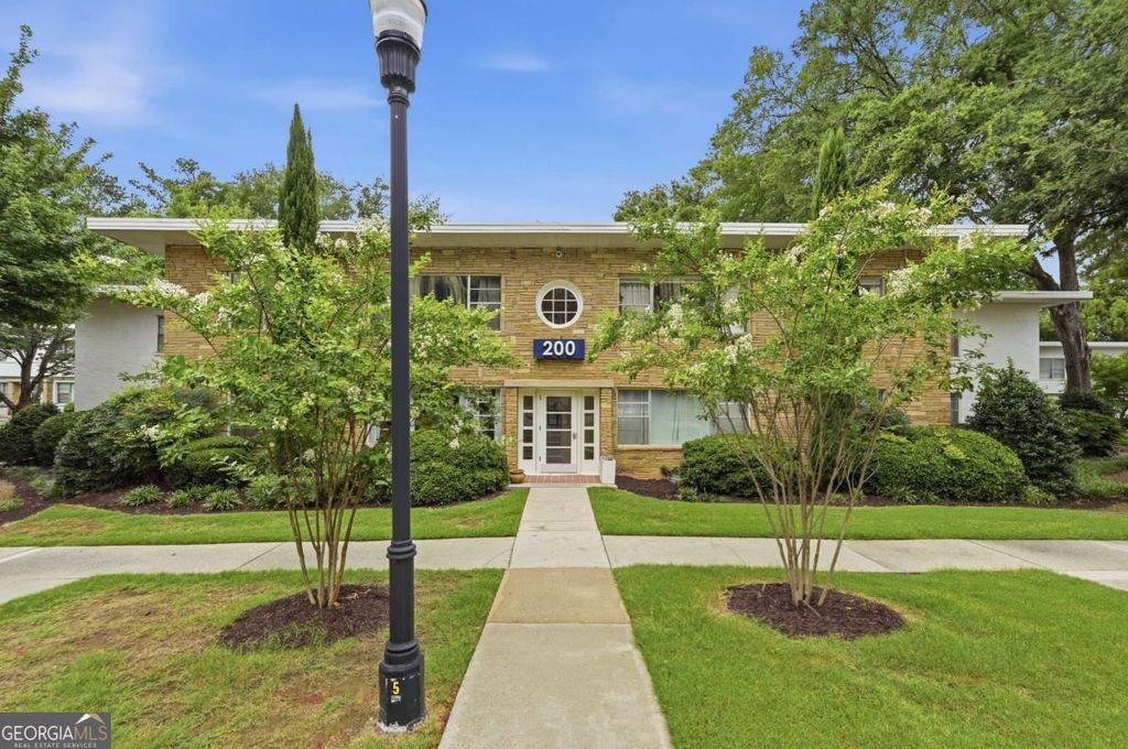 Photo of 2240 Cheshire Bridge Road NE #205, Atlanta, GA 30324 (MLS # 10788012)