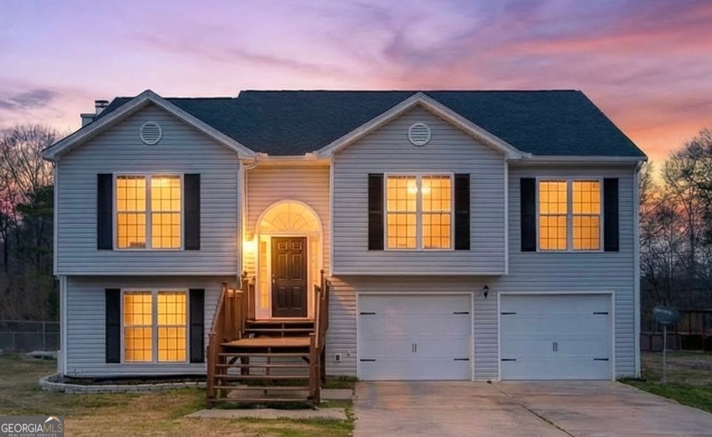 Photo of 197 Ridgeland Drive, Maysville, GA 30558 (MLS # 10699333)