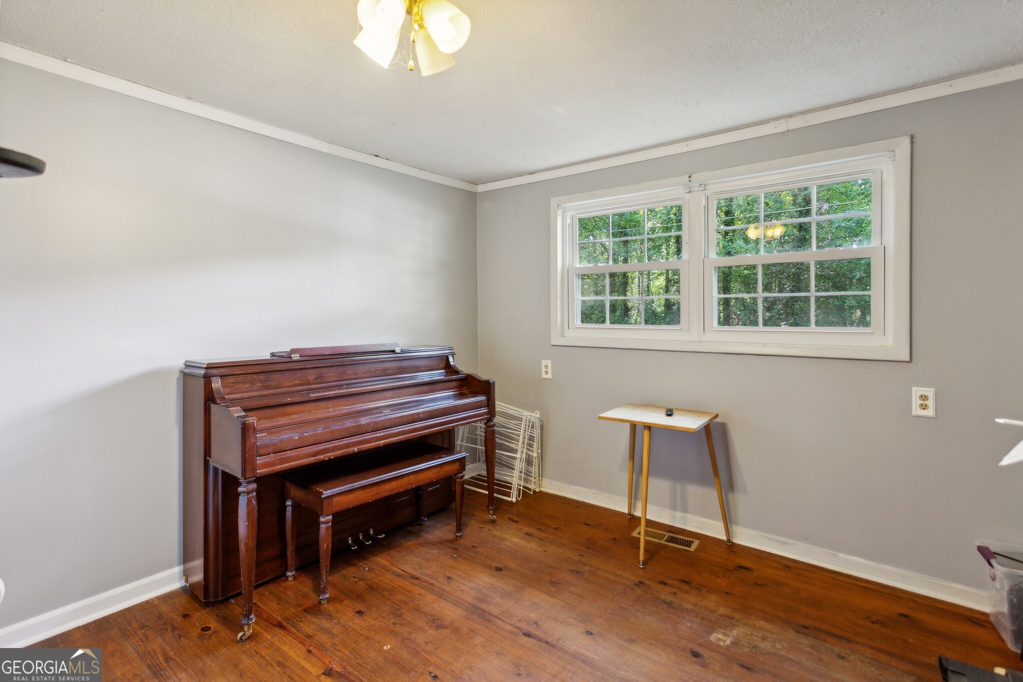 Ivy Manor - Residential