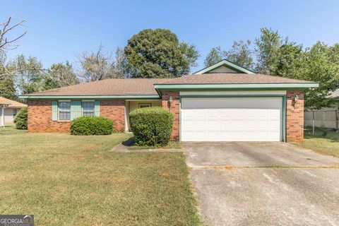 77 Oliver DR Warner Robins GA 31088