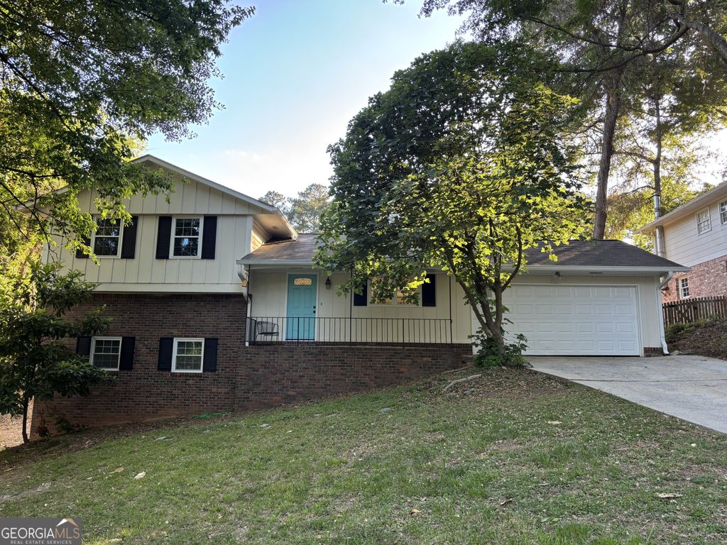 Photo of 126 Azalea Drive, Peachtree City, GA 30269 (MLS # 10767158)
