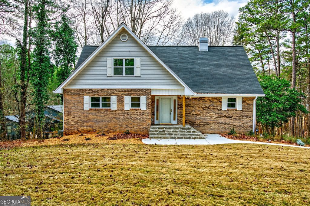 Photo of 6596 Garrett Road, Buford, GA 30518 (MLS # 10699198)