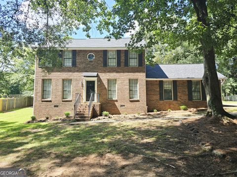 Photo of 1005 Park Place Lane, Jonesboro, GA 30236 (MLS # 10649720)