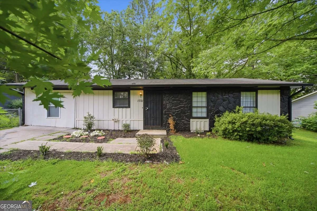 1721 W Austin Road