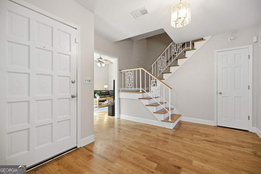 Photo of 4136 Lakeshore Way, Marietta, GA 30067 (MLS # 10786844)