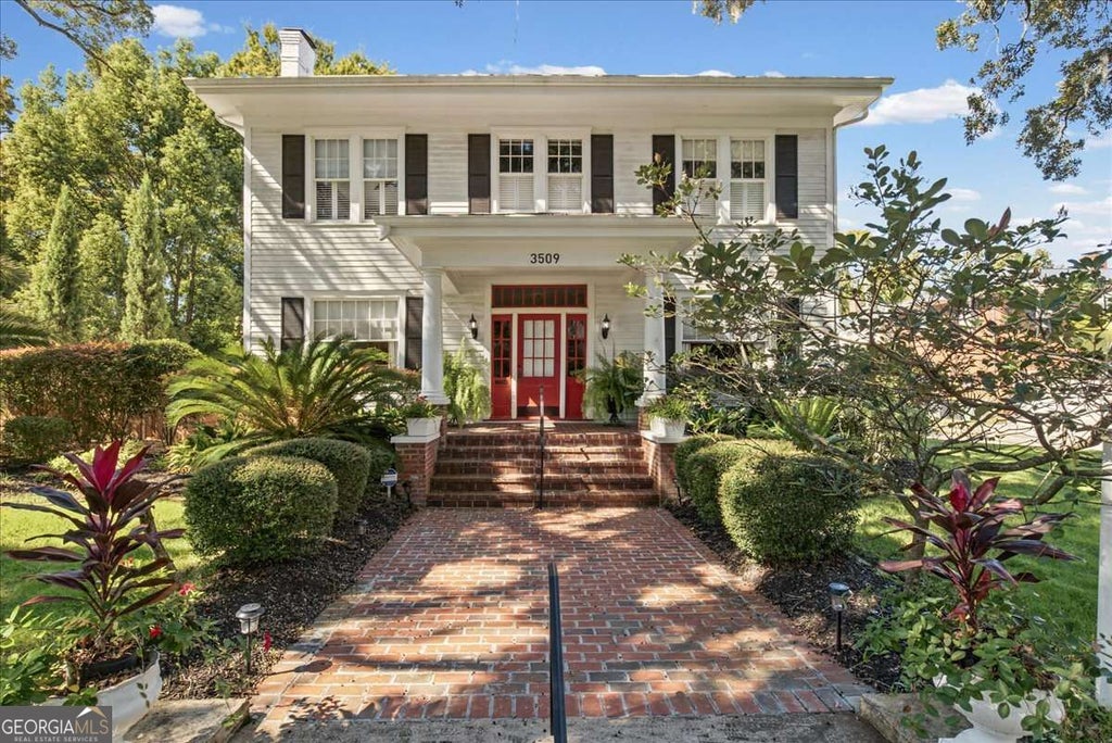 Photo of 3509 Abercorn Street, Savannah, GA 31405 (MLS # 10878877)