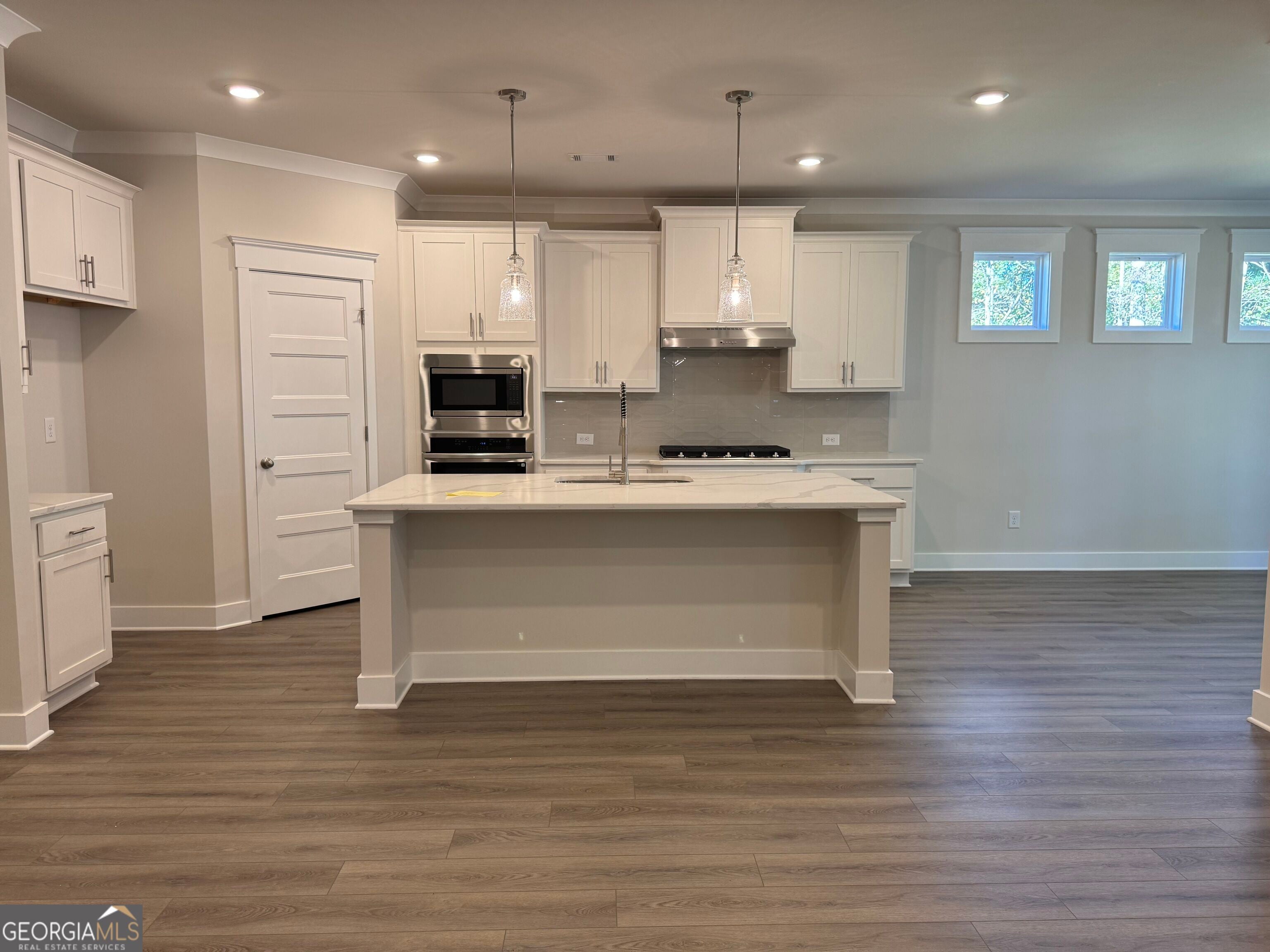 210 Rosewood Park DR