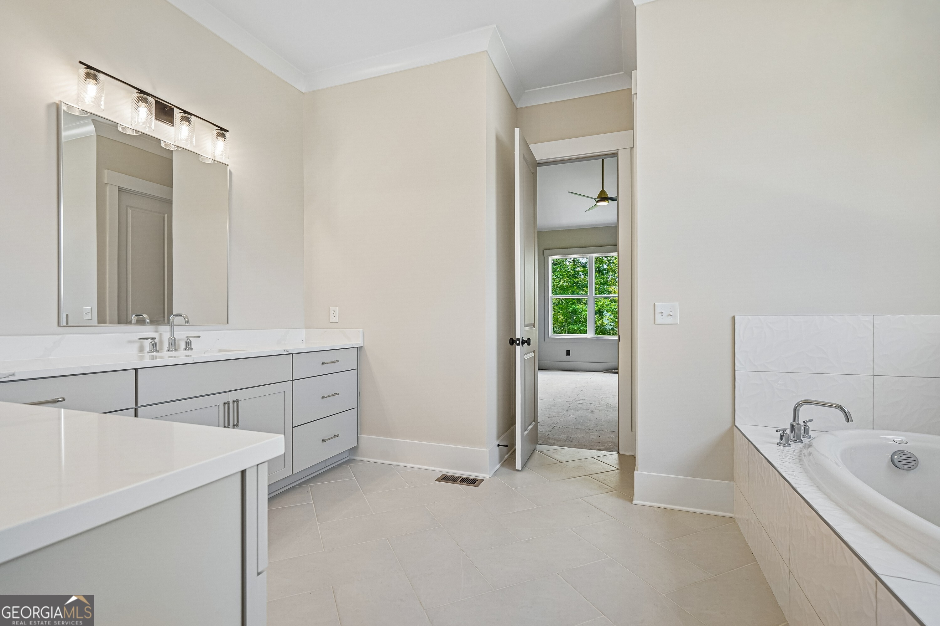 The Tamerack Plan, built by Peachtree Residential. Quick move-in! Welc – image 24