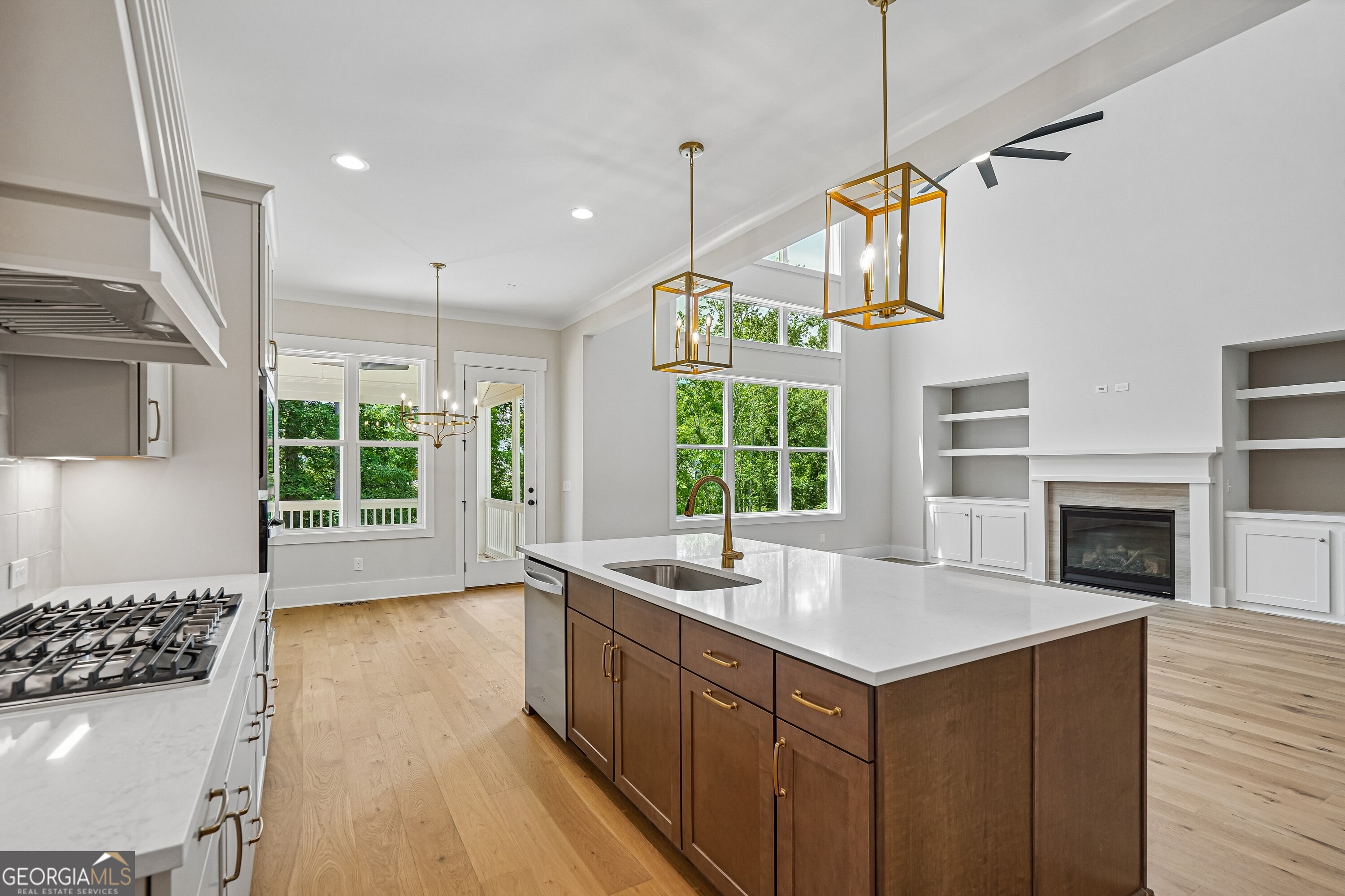 The Tamerack Plan, built by Peachtree Residential. Quick move-in! Welc – image 14