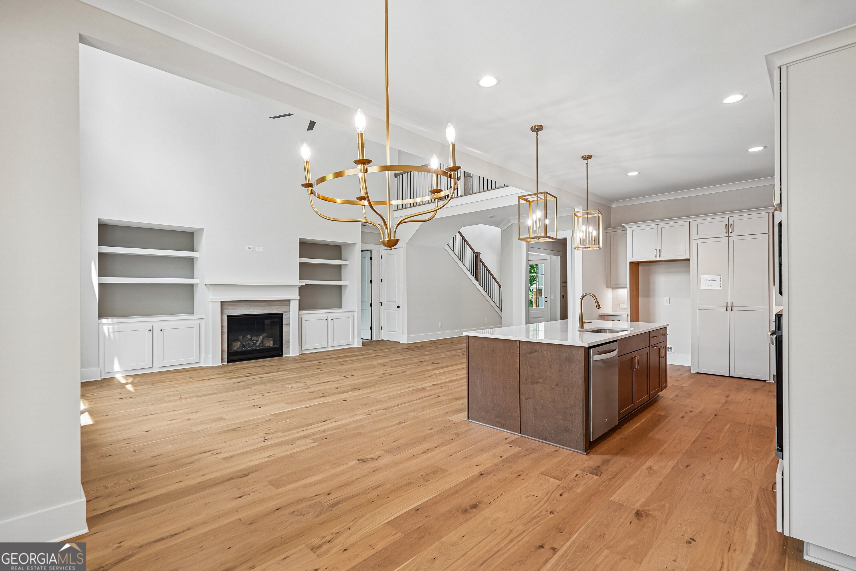 The Tamerack Plan, built by Peachtree Residential. Quick move-in! Welc – image 10
