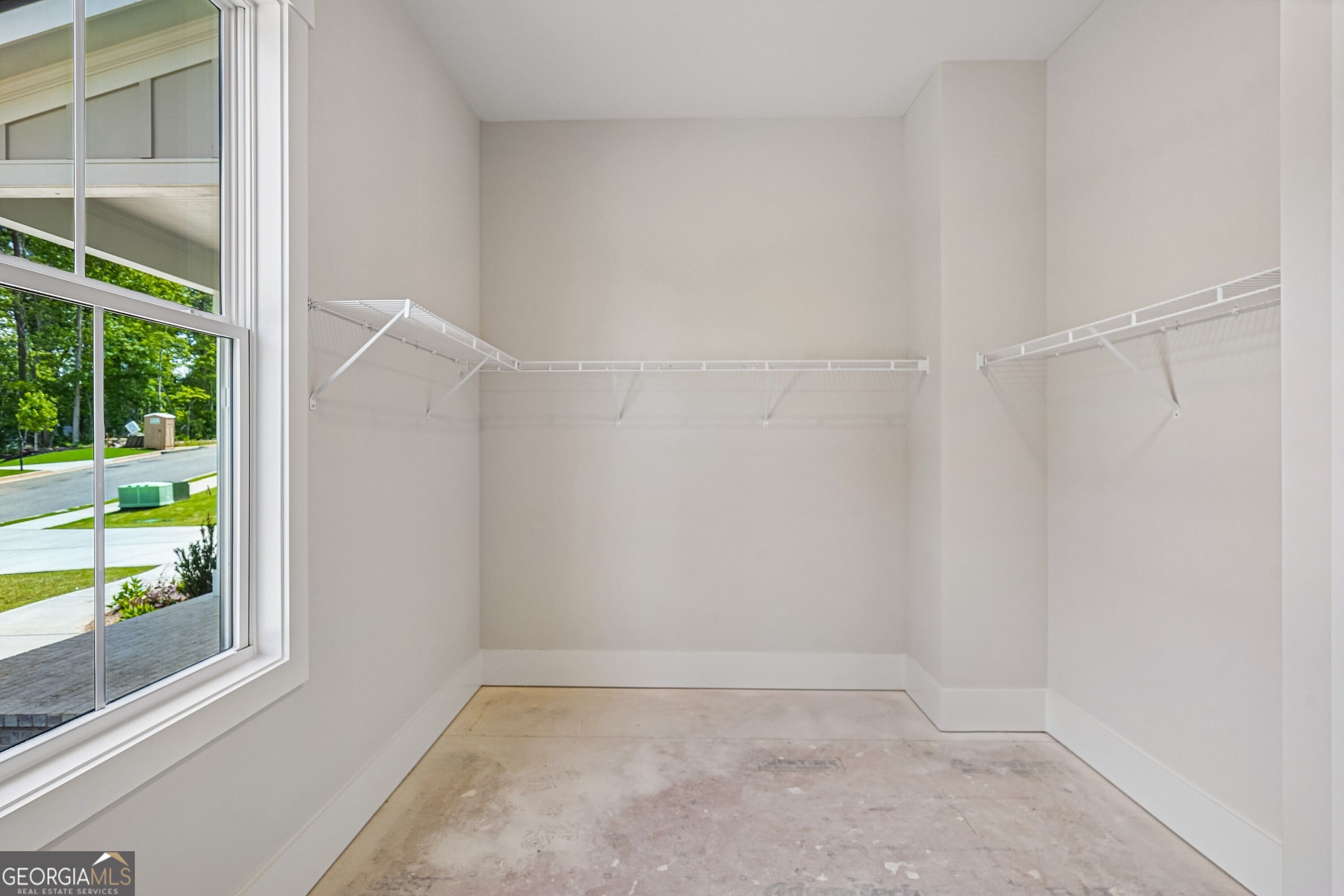 The Tamerack Plan, built by Peachtree Residential. Quick move-in! Welc – image 25